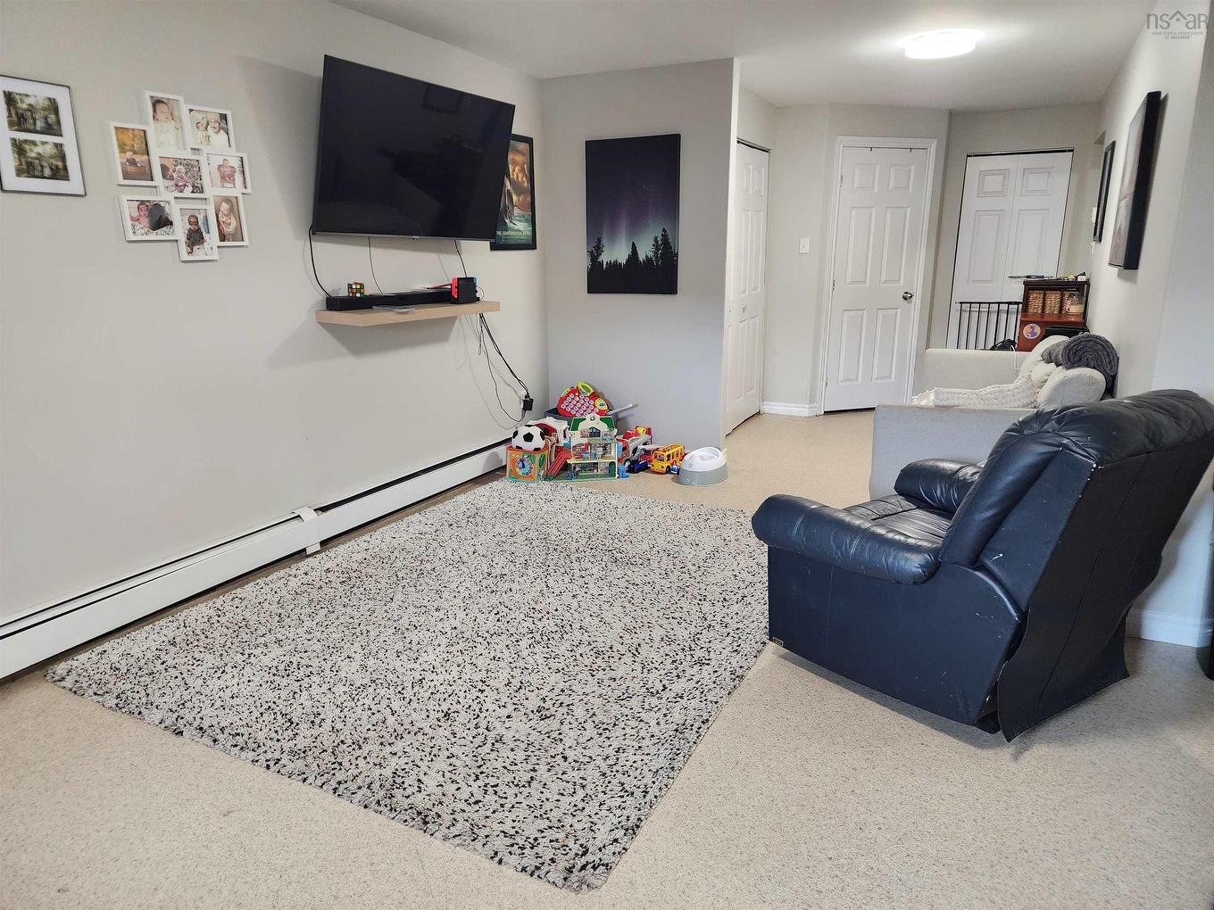 391 389-393 Renfrew Street, Halifax, NS