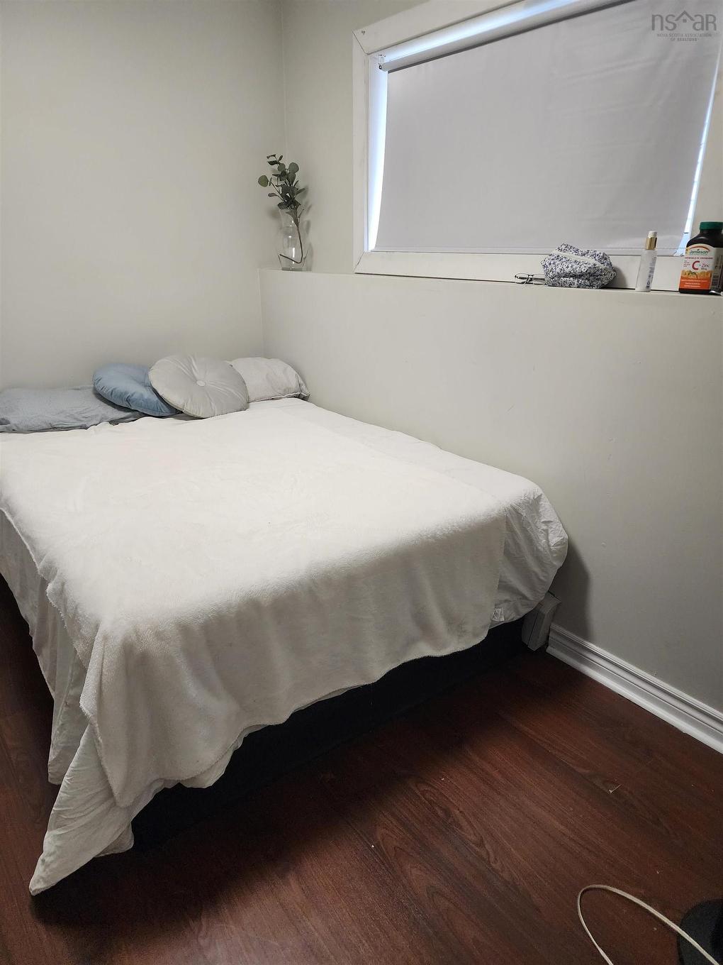 391 389-393 Renfrew Street, Halifax, NS