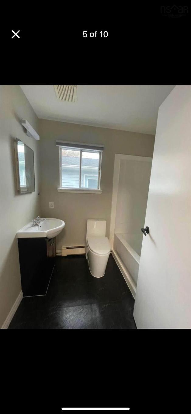 391 389-393 Renfrew Street, Halifax, NS
