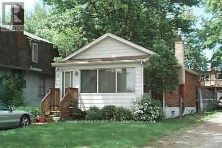 86 Ash Crescent, Toronto, ON - Outdoor