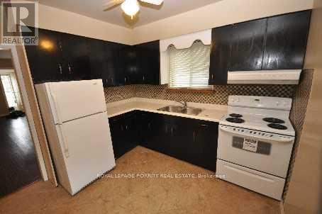 86 Ash Crescent, Toronto, ON - Indoor Photo Showing Kitchen With Double Sink