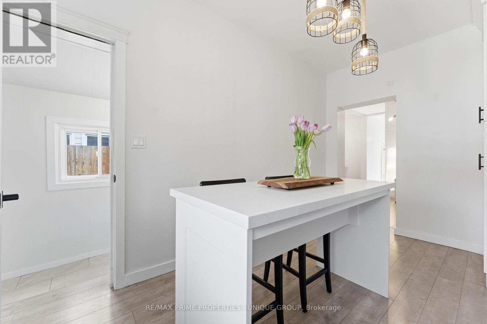 123 East Avenue N, Hamilton, ON - Indoor Photo Showing Other Room