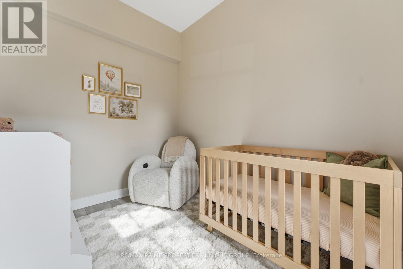 123 East Avenue N, Hamilton, ON - Indoor