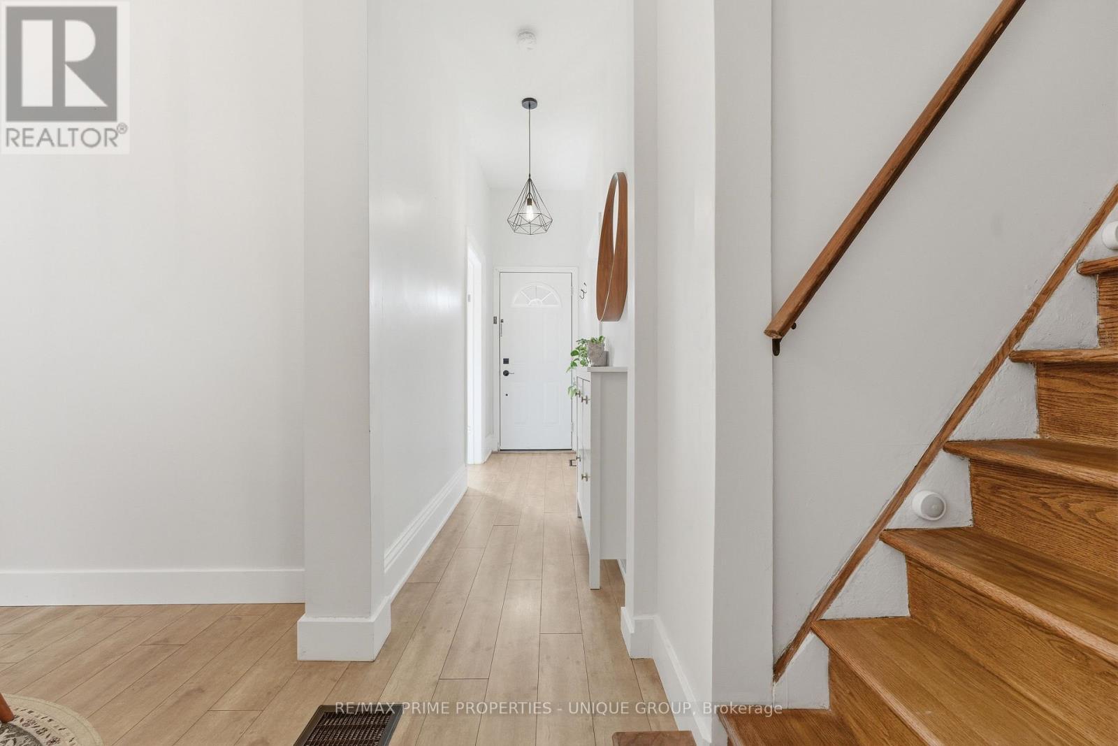 123 East Avenue N, Hamilton, ON - Indoor Photo Showing Other Room