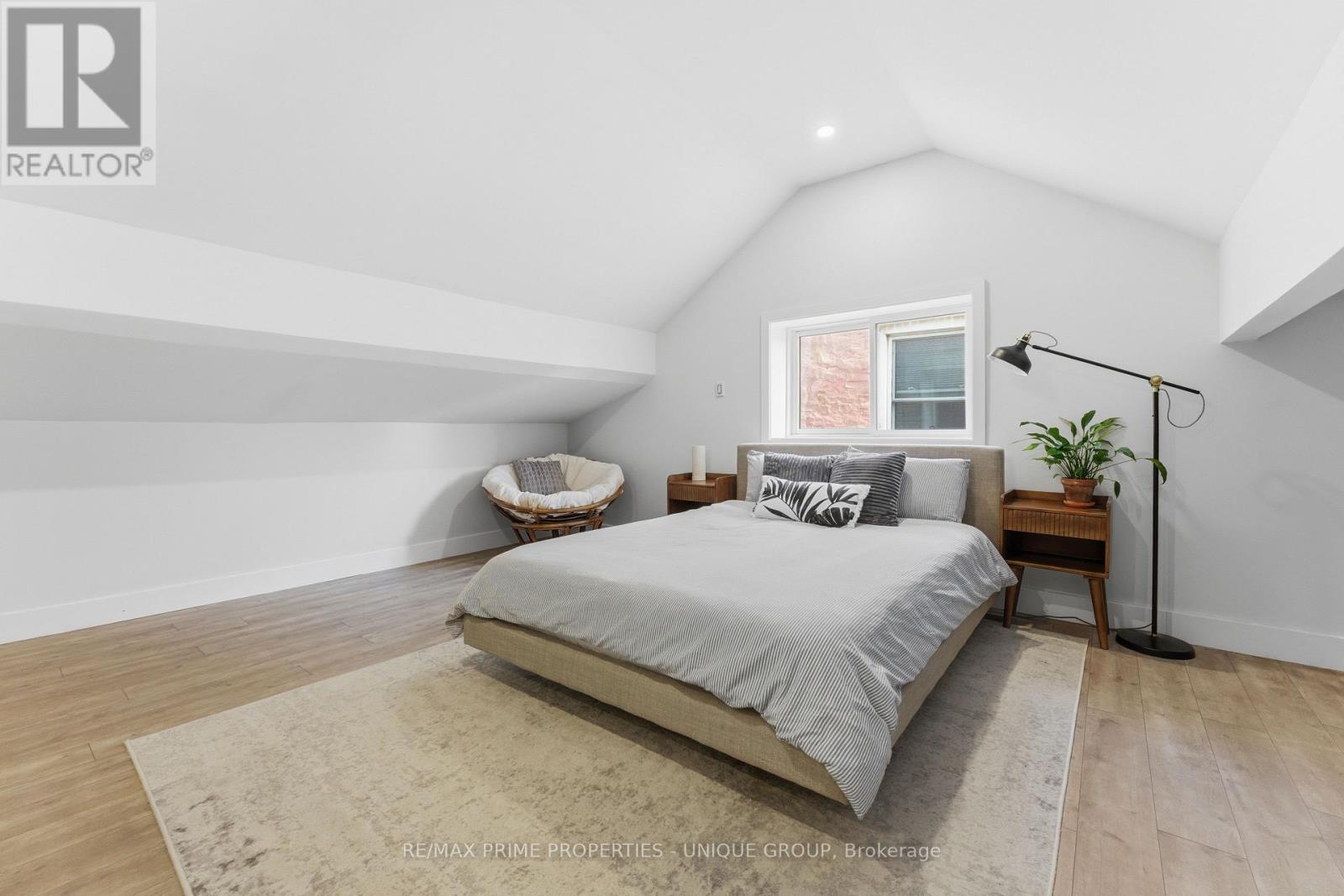 123 East Avenue N, Hamilton, ON - Indoor Photo Showing Bedroom
