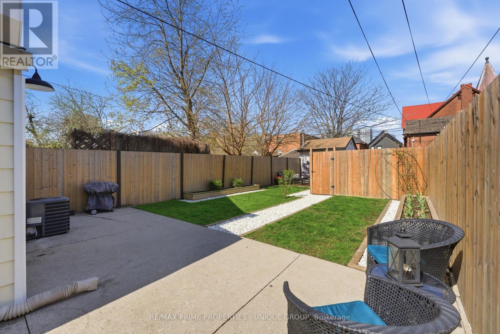 123 East Avenue N, Hamilton, ON - Outdoor