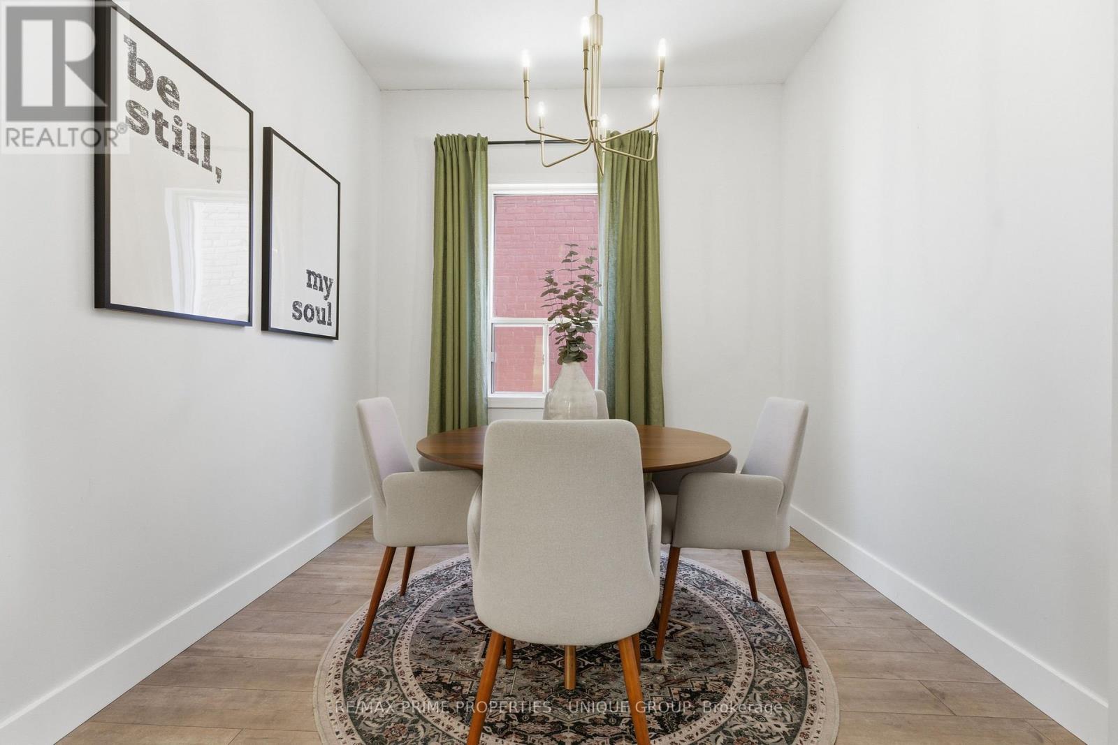 123 East Avenue N, Hamilton, ON - Indoor Photo Showing Dining Room