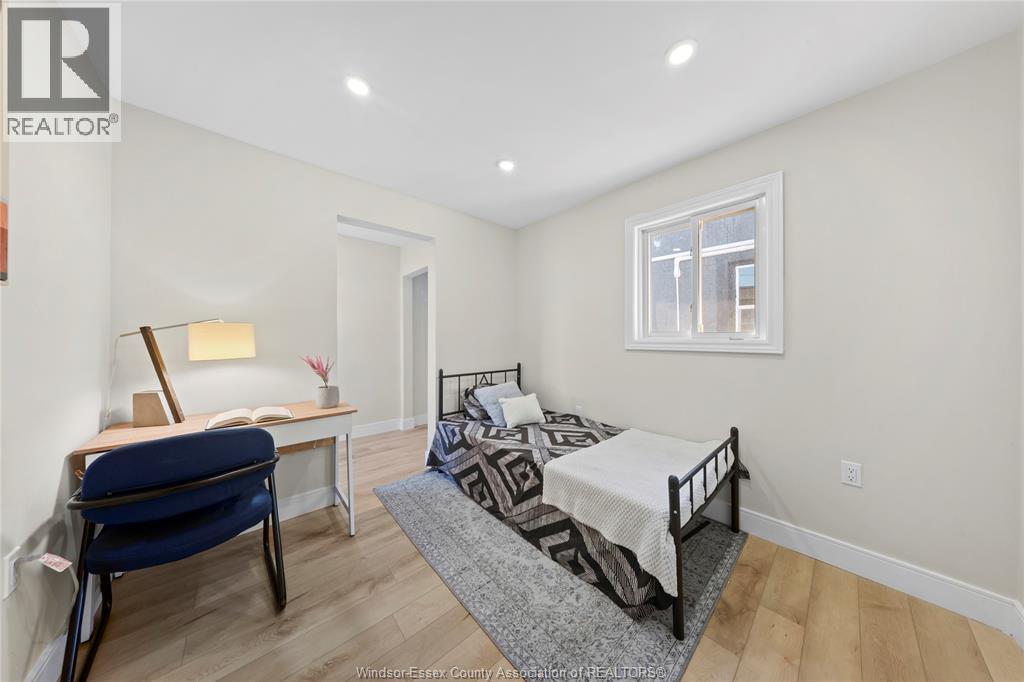 1663 Drouillard Road, Windsor, ON - Indoor Photo Showing Bedroom
