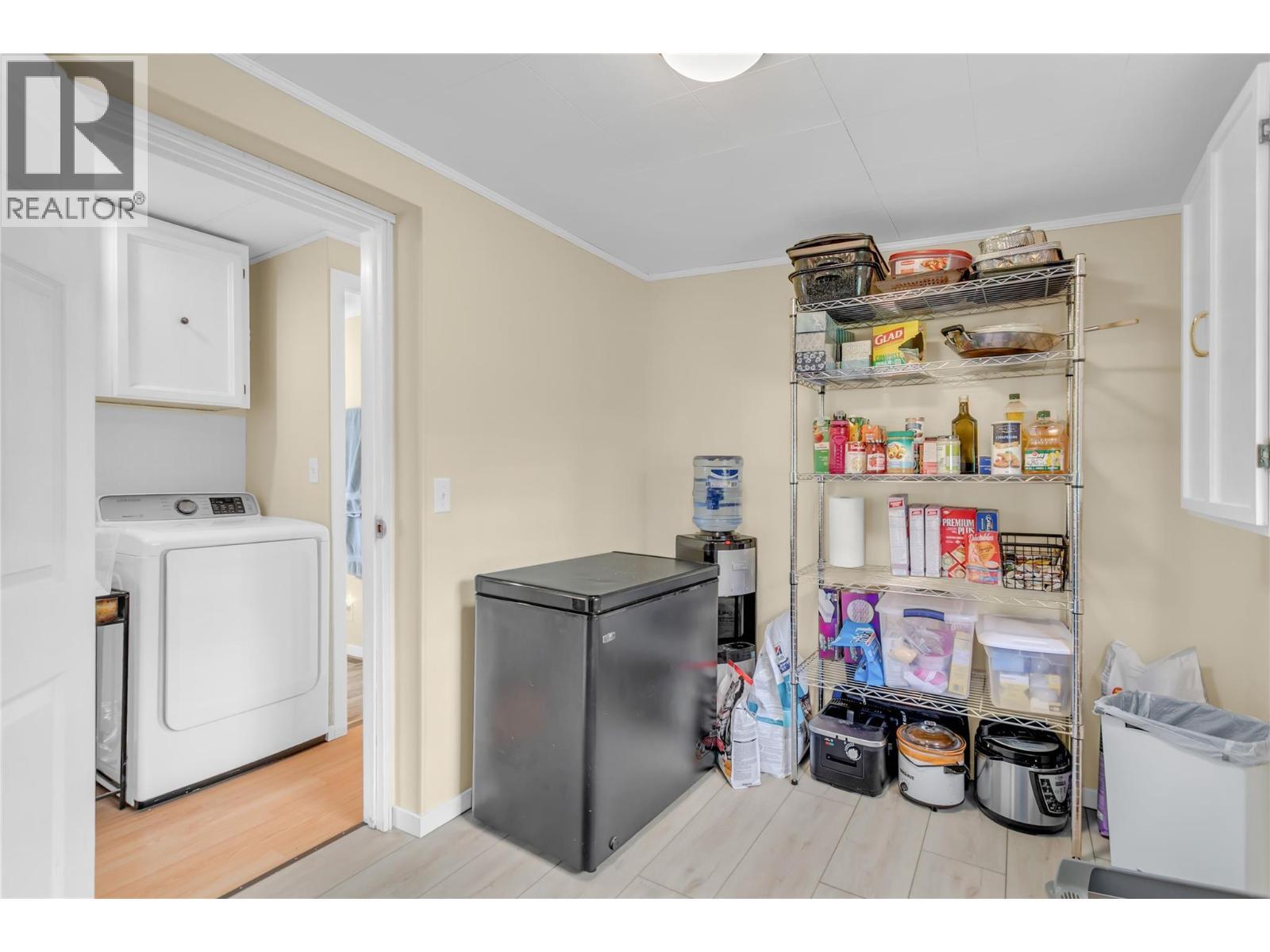 Den/mud-room - 12022 Pretty Road Unit# 16, Lake Country, BC