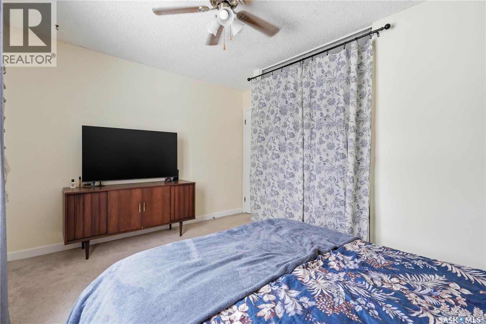 166 Magee Crescent, Regina, SK - Indoor Photo Showing Bedroom