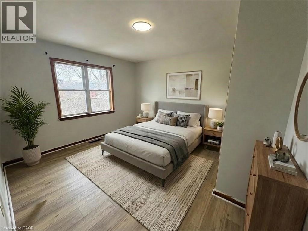 66 Grenadier Drive, Hamilton, ON - Indoor Photo Showing Bedroom