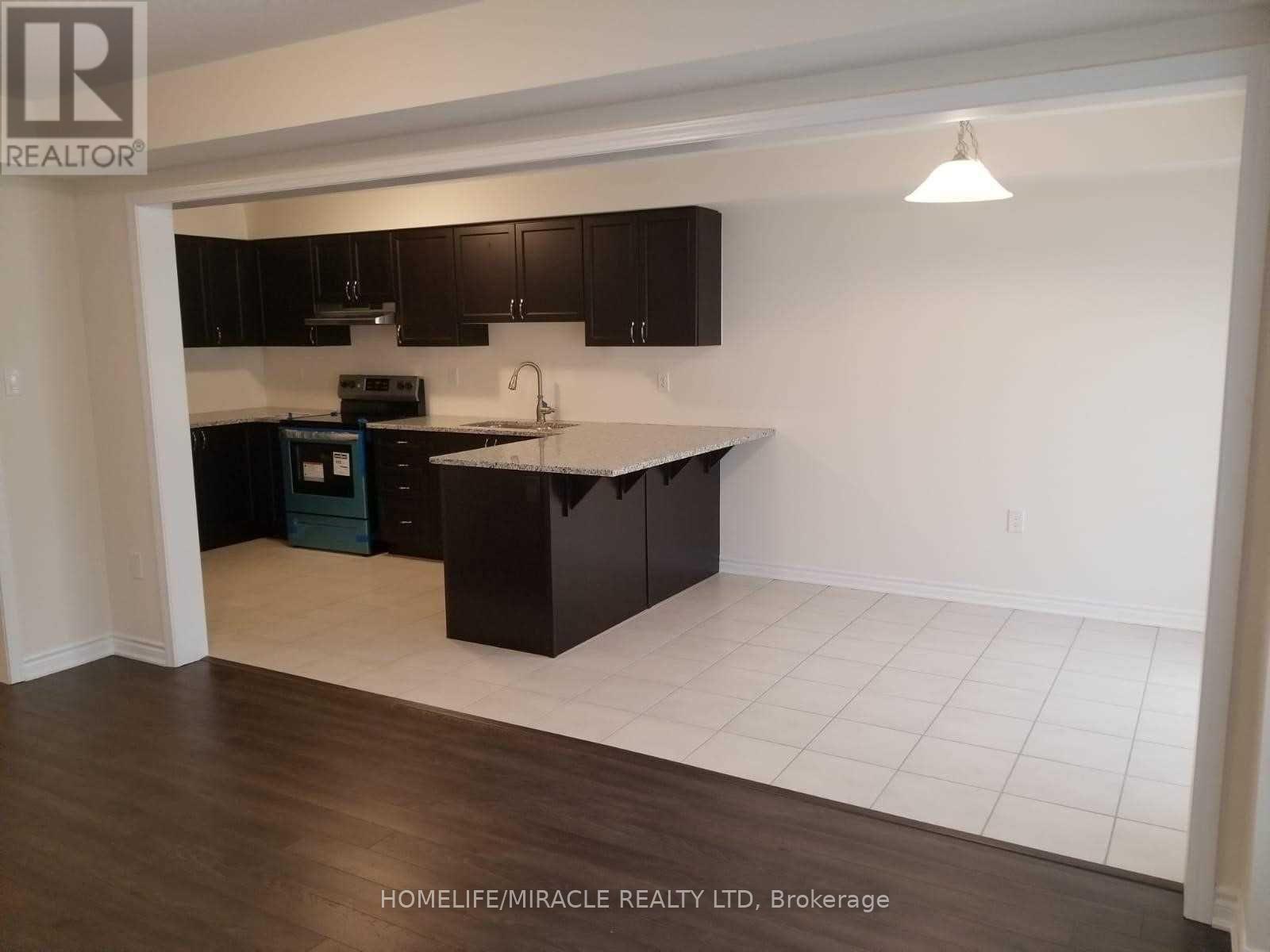 96 Watermill Street, Kitchener, ON - Indoor Photo Showing Kitchen