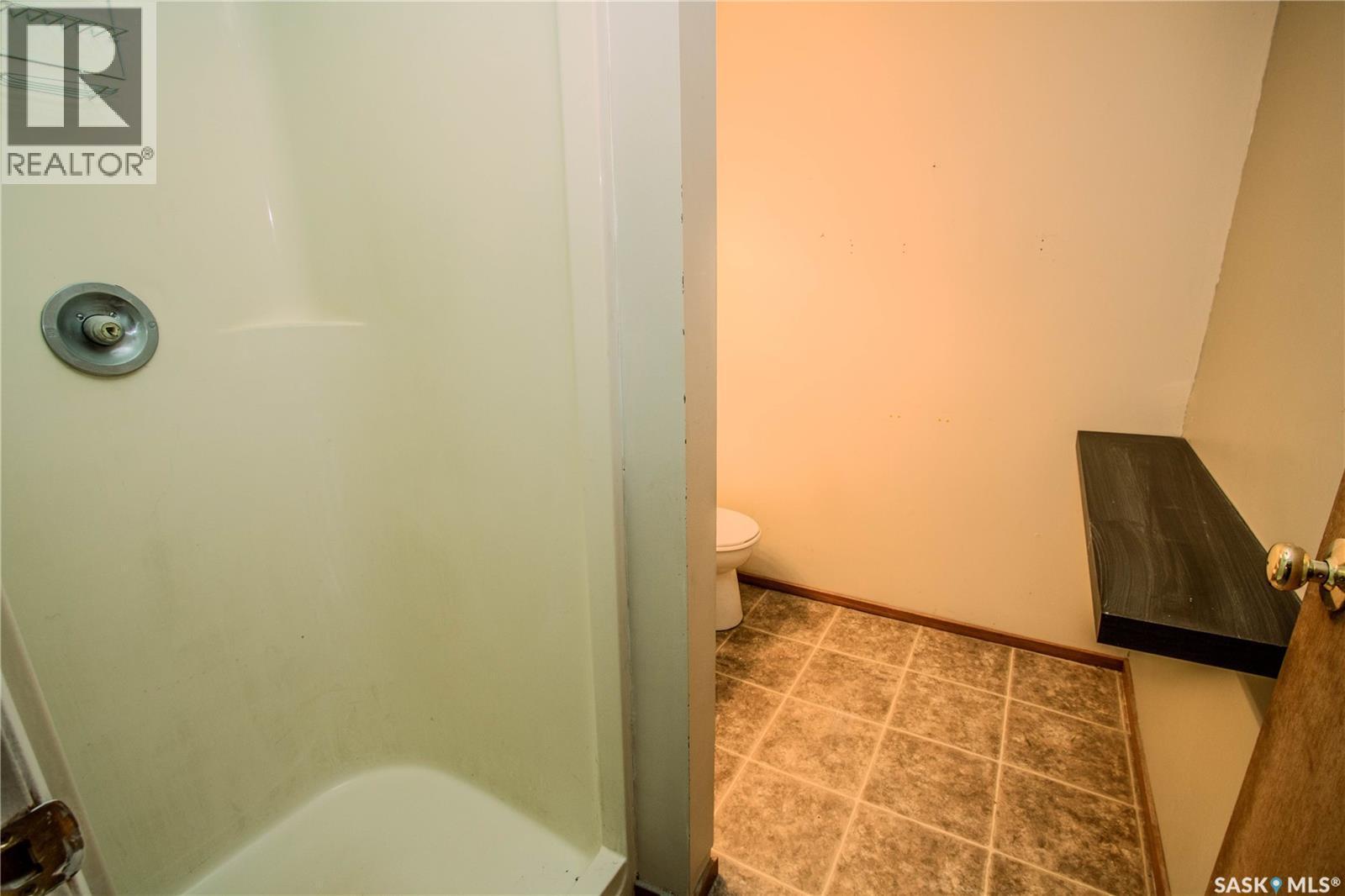 344 Angus Street, Regina, SK - Indoor Photo Showing Other Room
