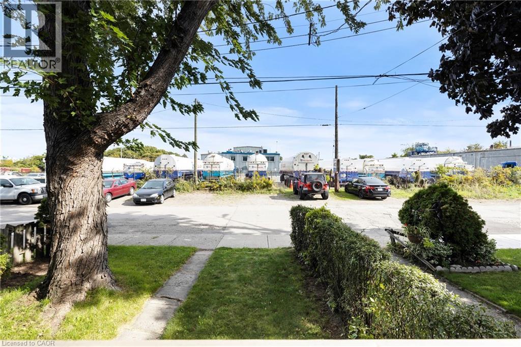 25 Mckinstry Street, Hamilton, ON - Outdoor With View