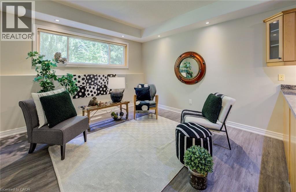 Lower unit - 2 Smetana Drive, Kitchener, ON - Indoor