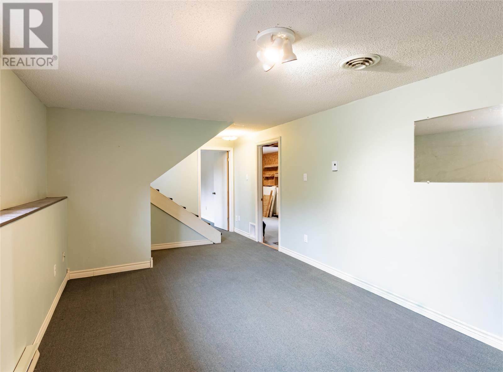 15 Greslet Place, Conception Bay South, NL - Indoor Photo Showing Other Room