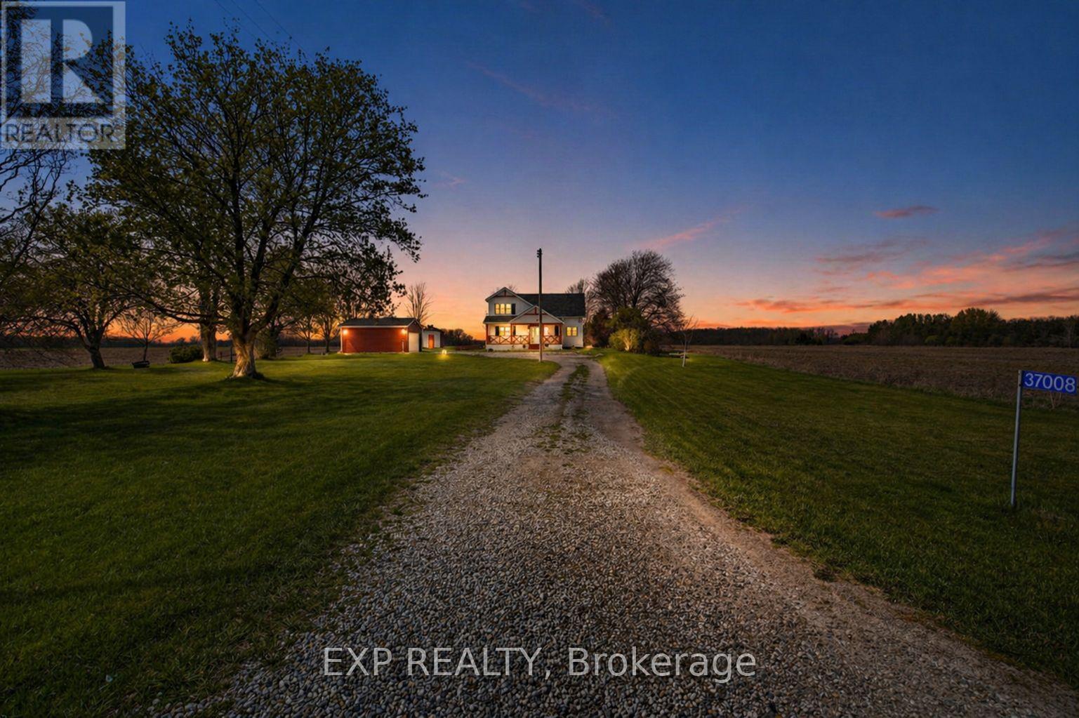 37008 Third Line, Southwold, ON - Outdoor With Deck Patio Veranda