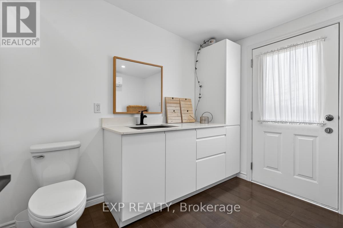 37008 Third Line, Southwold, ON - Indoor Photo Showing Bathroom