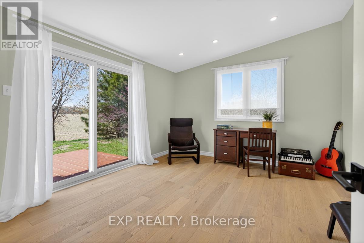37008 Third Line, Southwold, ON - Indoor