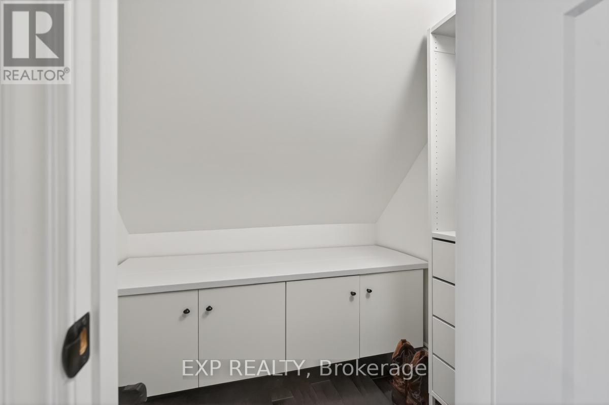 37008 Third Line, Southwold, ON - Indoor Photo Showing Other Room