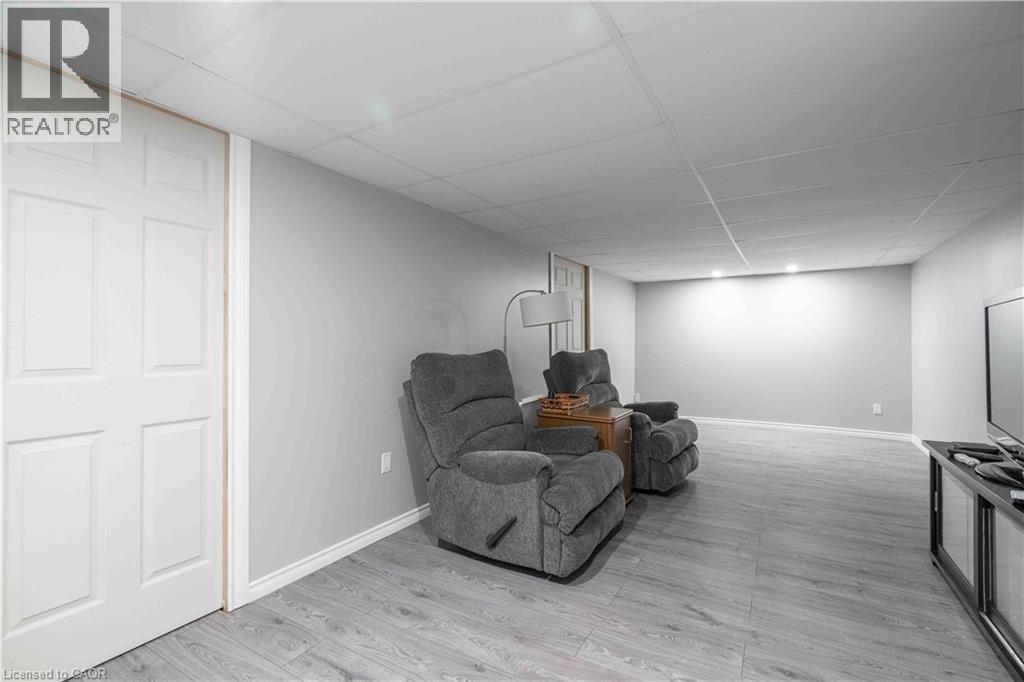 519 Brigadoon Drive, Hamilton, ON - Indoor