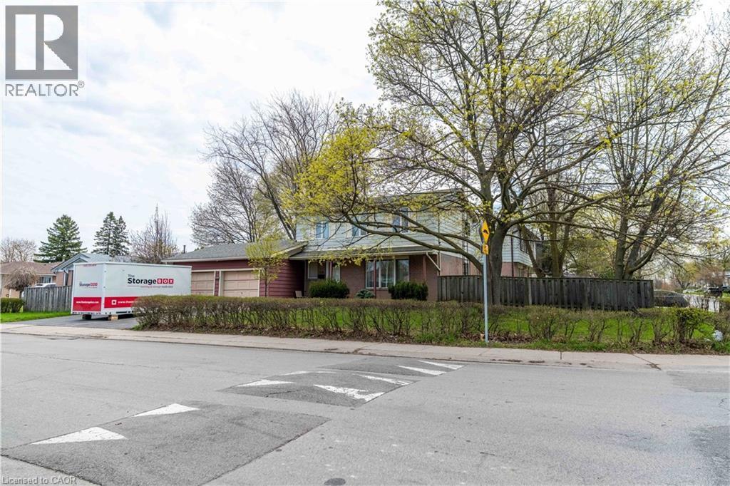 519 Brigadoon Drive, Hamilton, ON - Outdoor