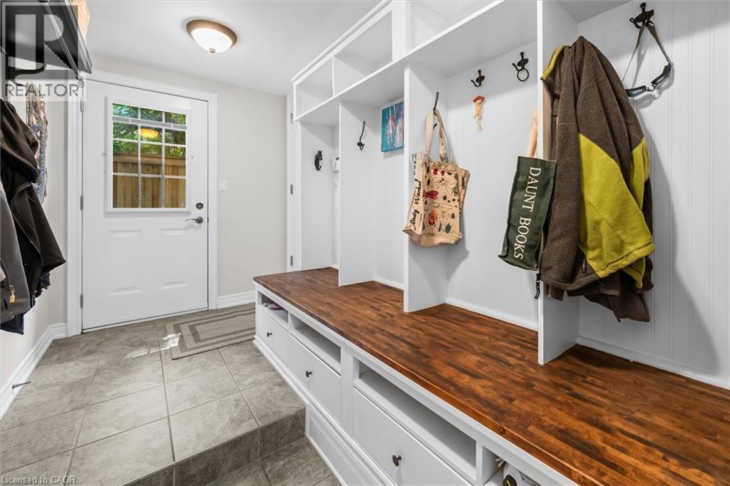 373 Torrance Street, Burlington, ON - Indoor Photo Showing Other Room