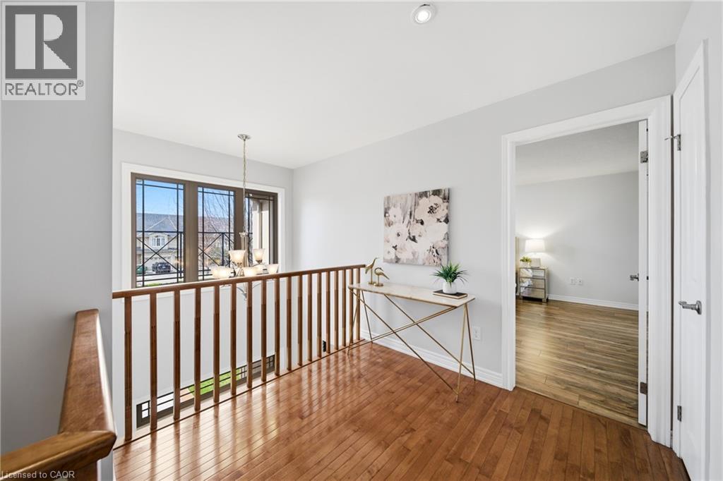 189 Cloverleaf Drive, Ancaster, ON - Indoor Photo Showing Other Room