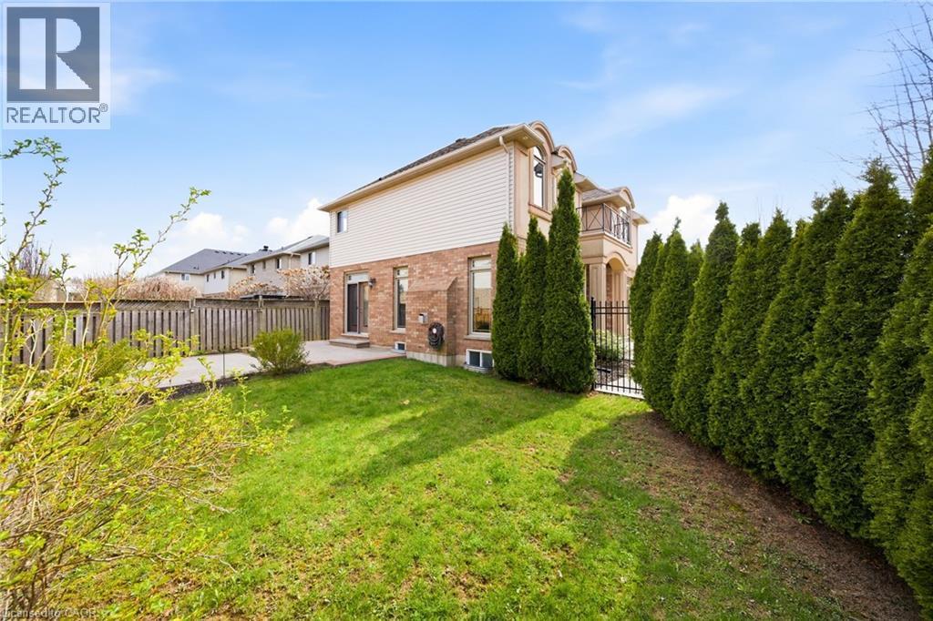 189 Cloverleaf Drive, Ancaster, ON - Outdoor