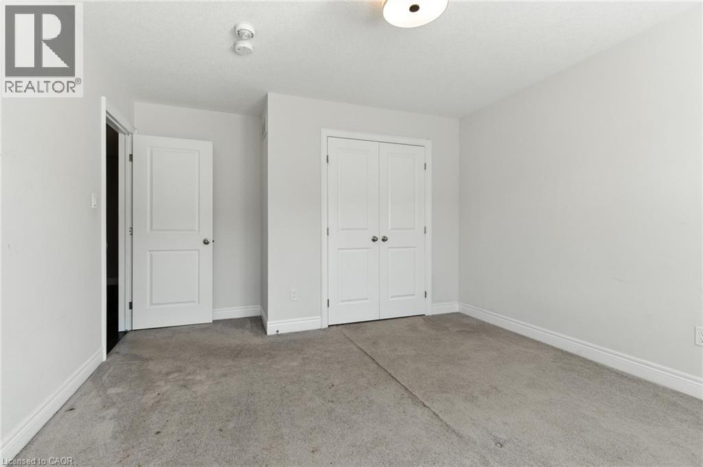 43 Riesling Court, Hamilton, ON - Indoor Photo Showing Other Room