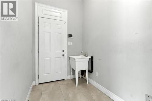 43 Riesling Court, Hamilton, ON - Indoor Photo Showing Other Room