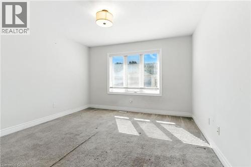 43 Riesling Court, Hamilton, ON - Indoor Photo Showing Other Room