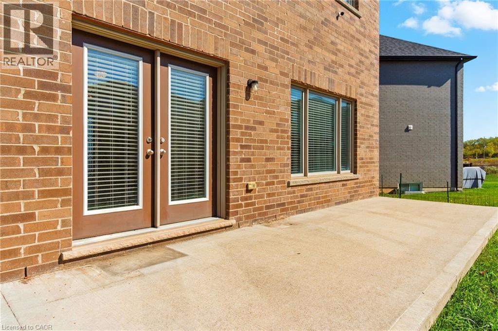 43 Riesling Court, Hamilton, ON - Outdoor With Exterior