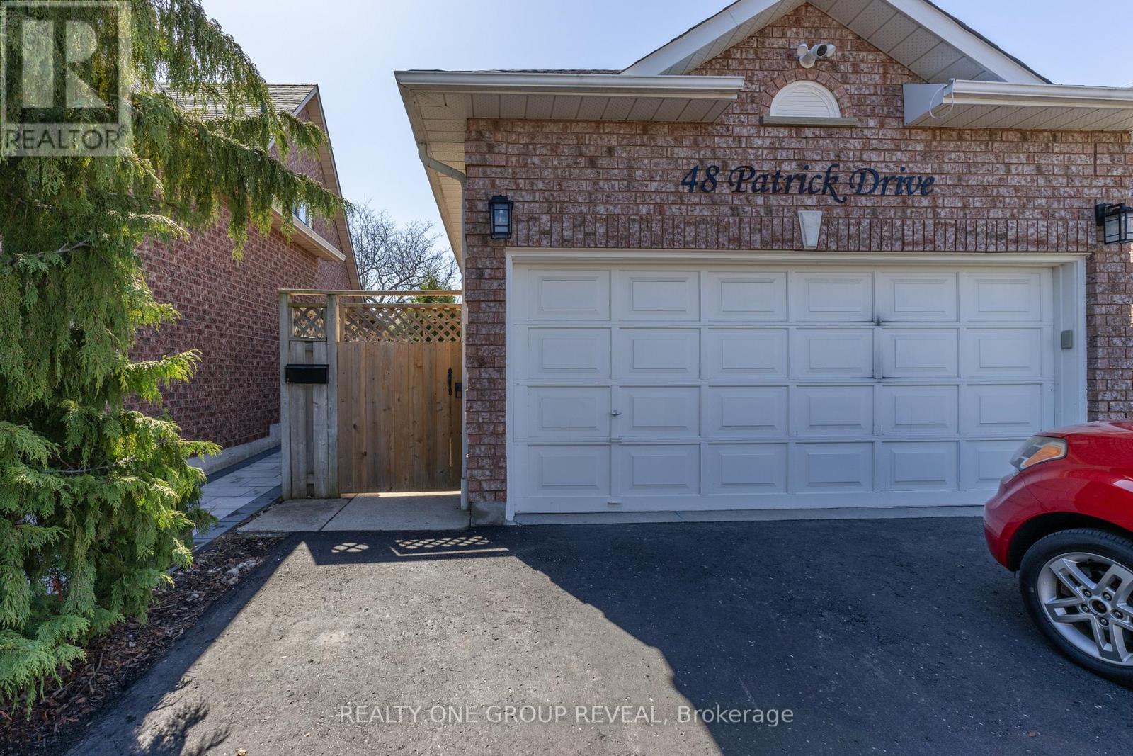 48 Patrick Drive, Whitby, ON - Outdoor