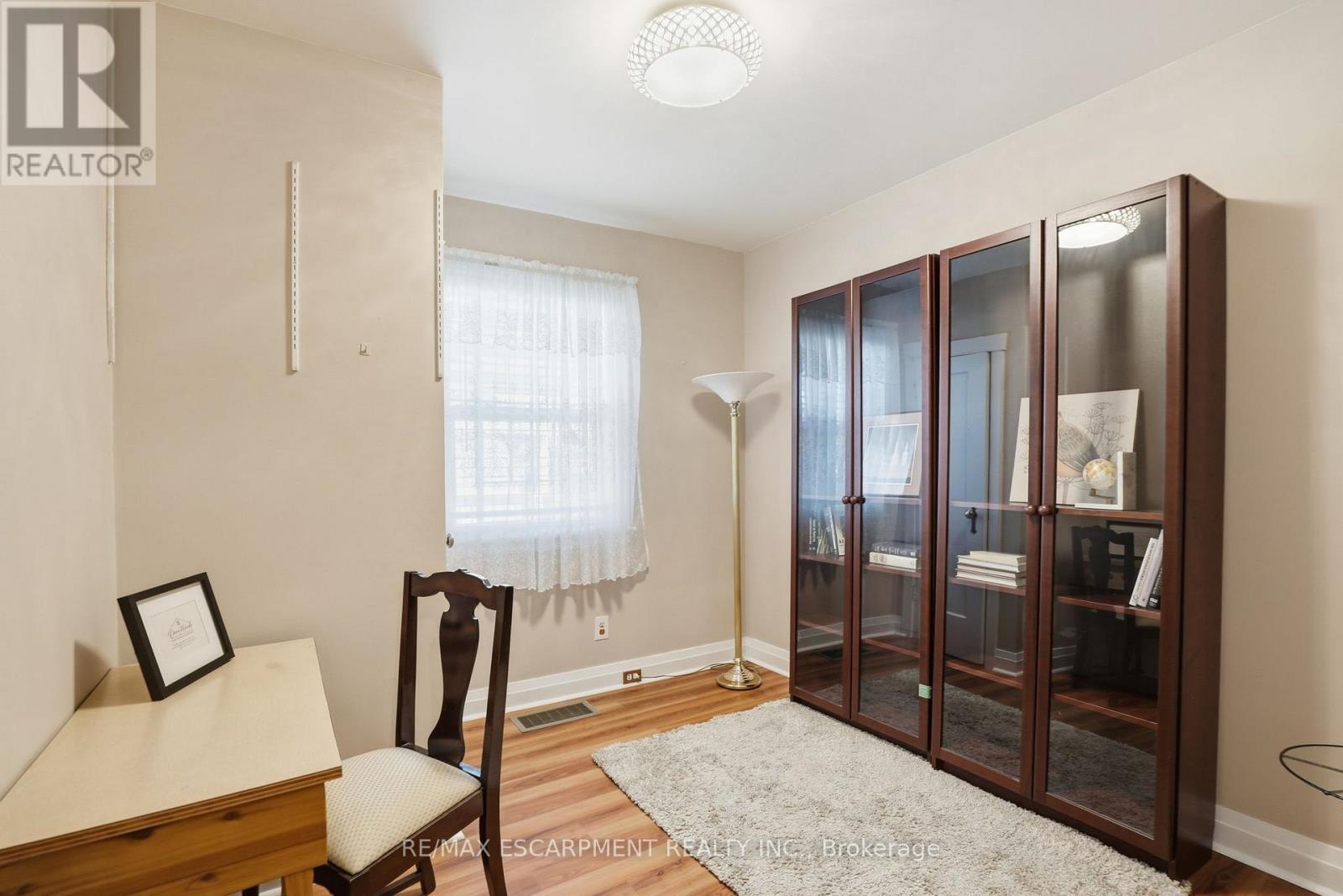 123 Longwood Road N, Hamilton, ON - Indoor Photo Showing Other Room