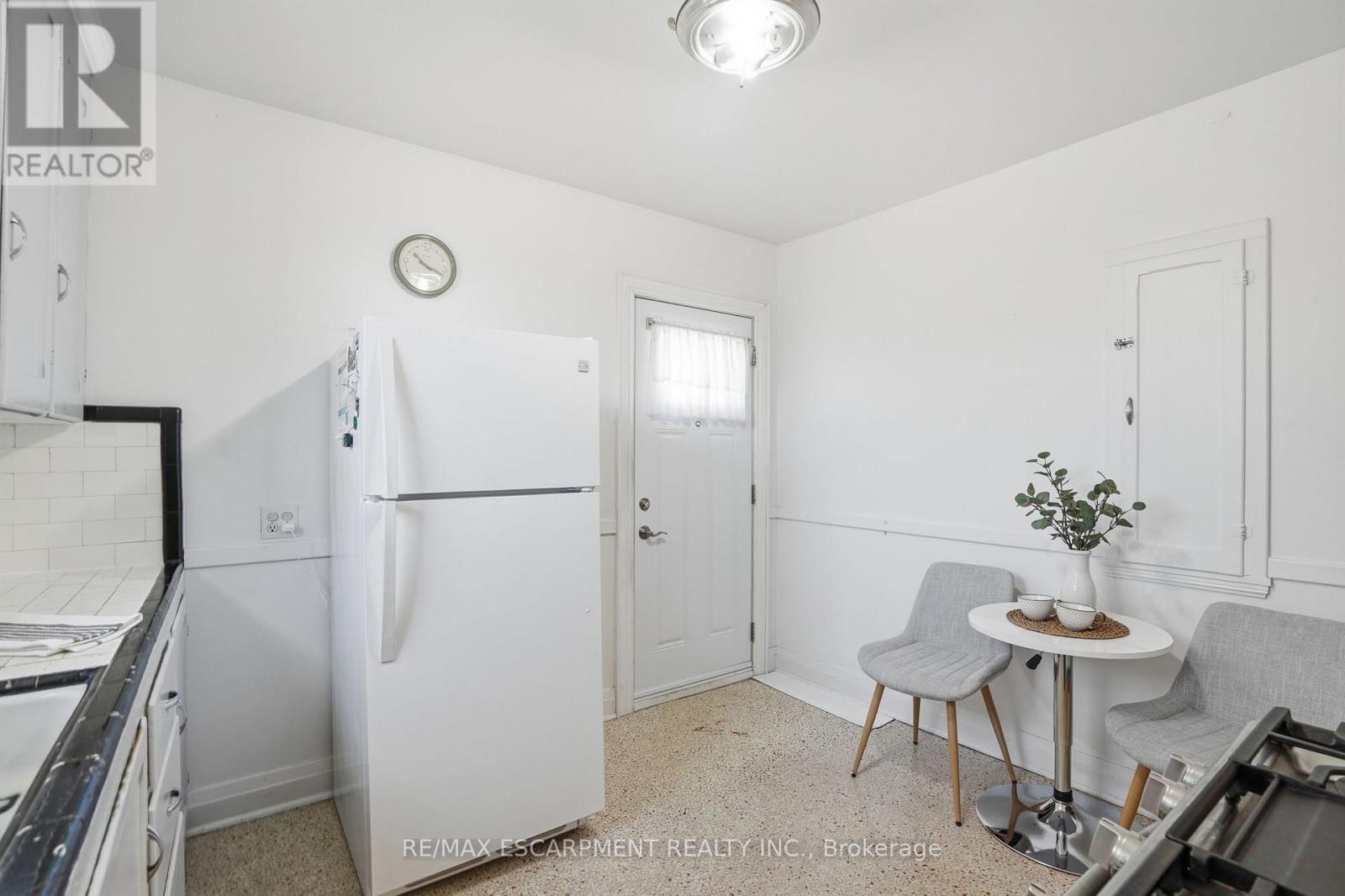 123 Longwood Road N, Hamilton, ON - Indoor Photo Showing Other Room
