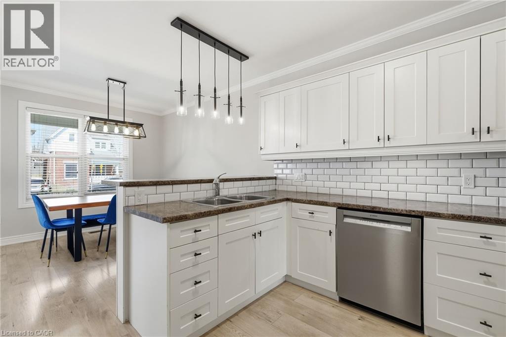 Plenty of cupboards in kitchen - 78 Glendale Avenue N, Hamilton, ON - Indoor Photo Showing Kitchen With Double Sink