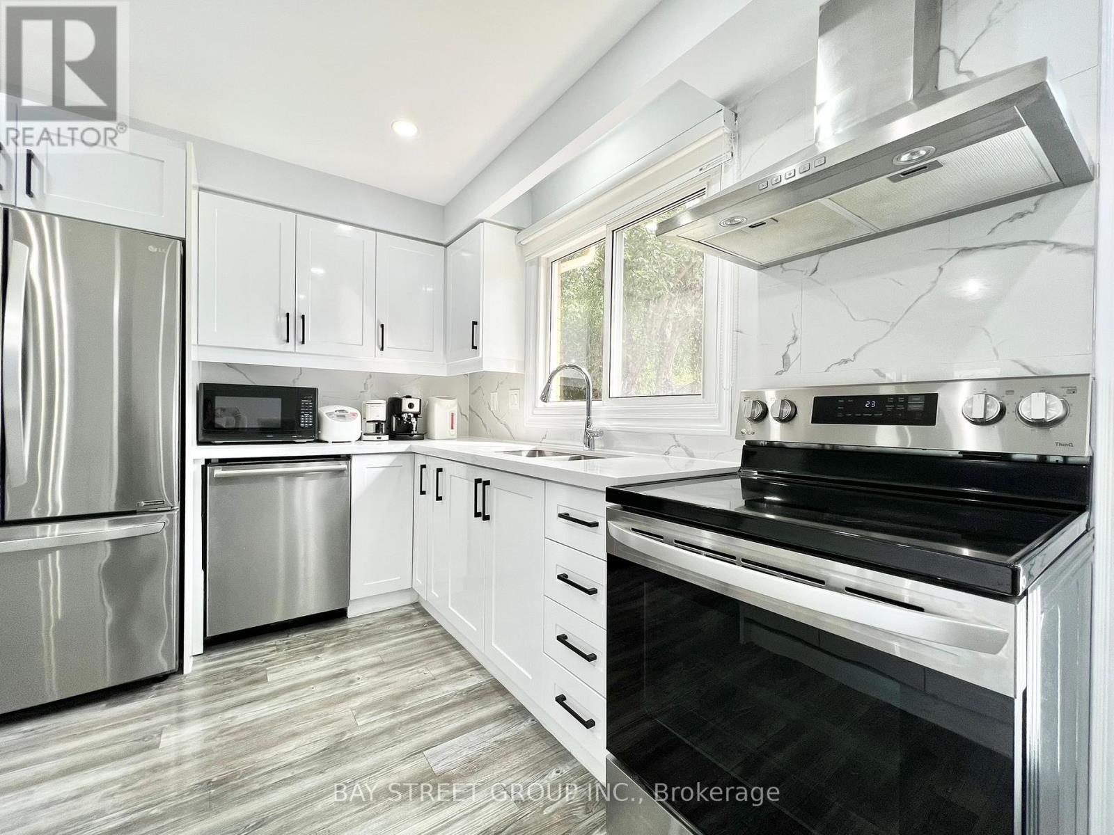 93 Parkway Avenue, Markham, ON - Indoor Photo Showing Kitchen