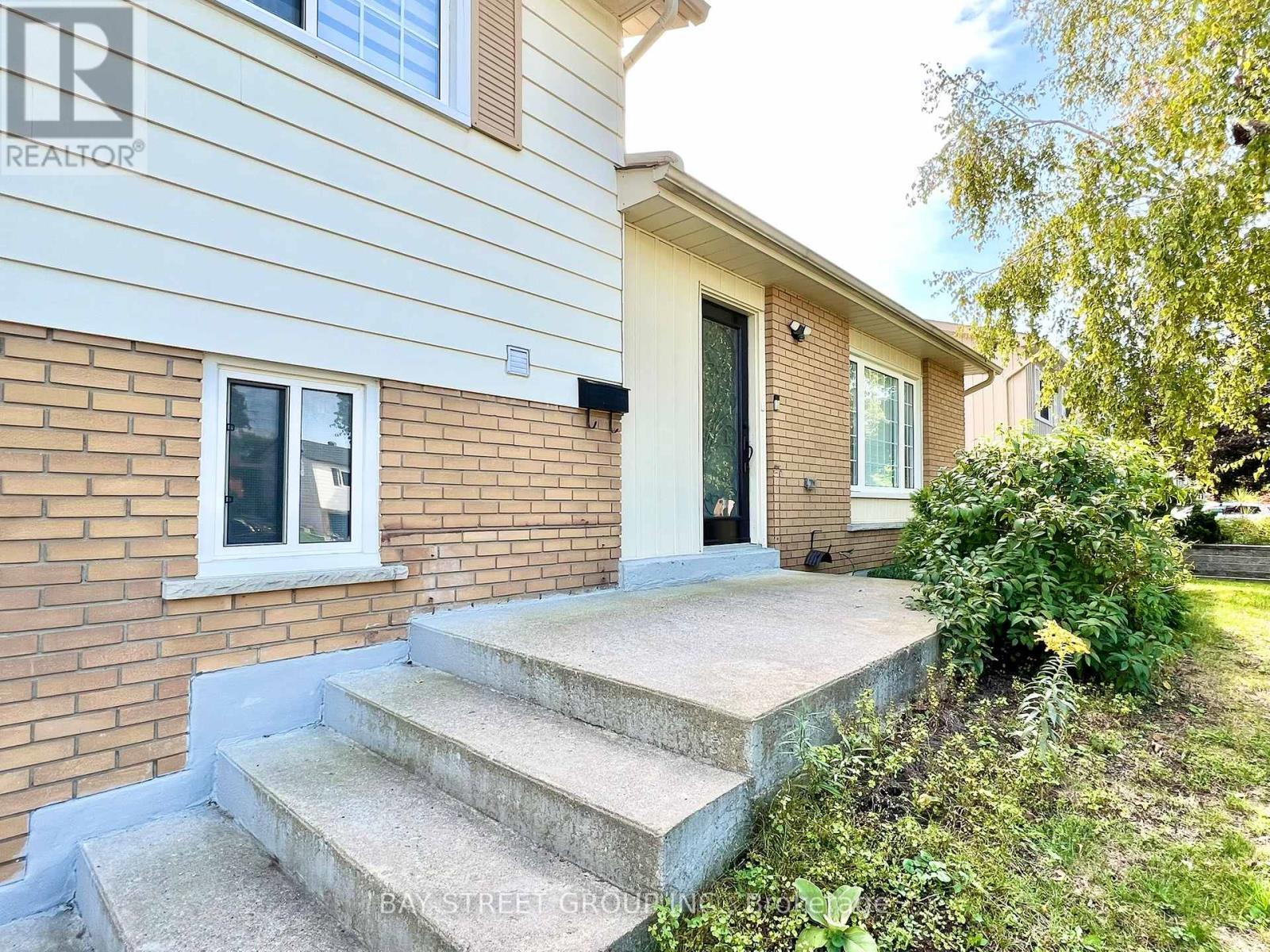 93 Parkway Avenue, Markham, ON - Outdoor With Exterior