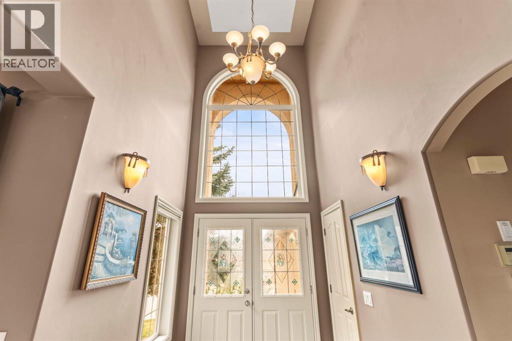 140 Simcoe Close Sw, Calgary, AB