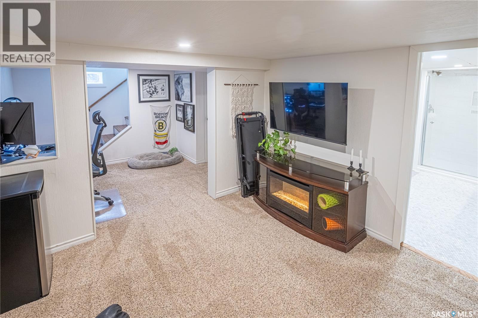 832 Algoma Avenue, Moose Jaw, SK - Indoor