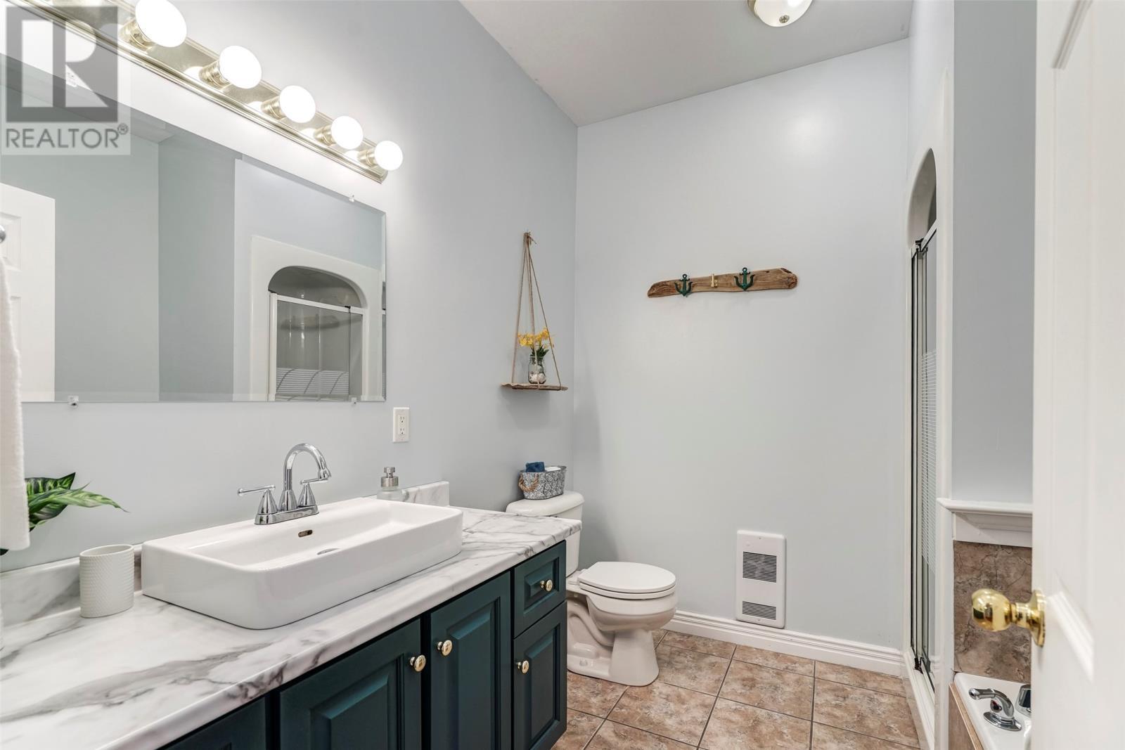 315 Main Road, Whiteway, NL