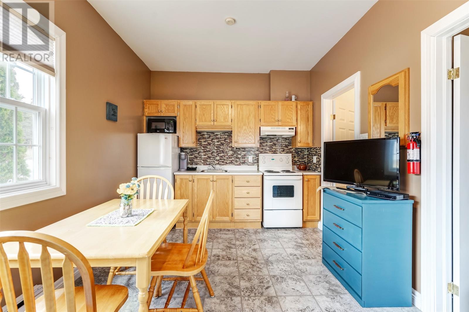 315 Main Road, Whiteway, NL