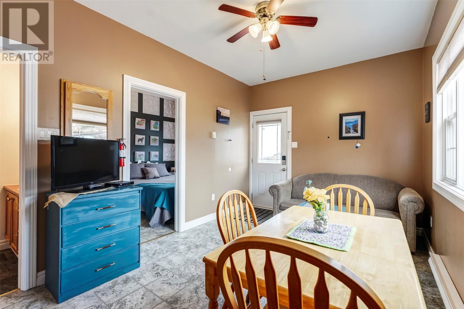 315 Main Road, Whiteway, NL