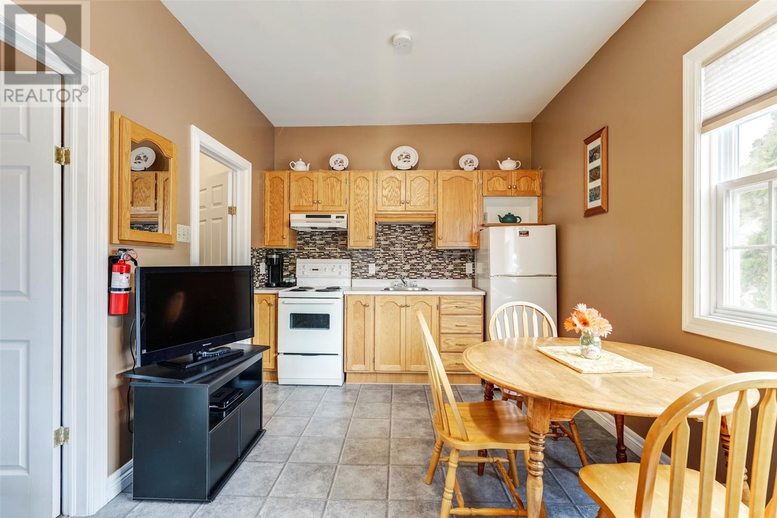 315 Main Road, Whiteway, NL