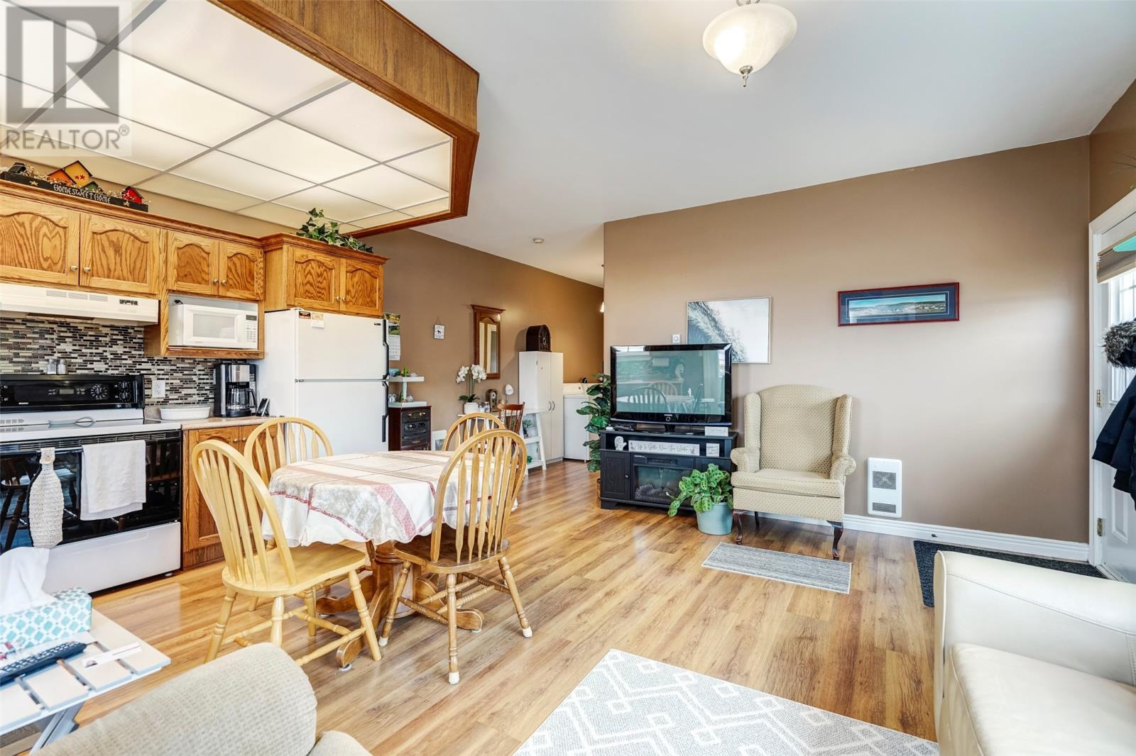 315 Main Road, Whiteway, NL
