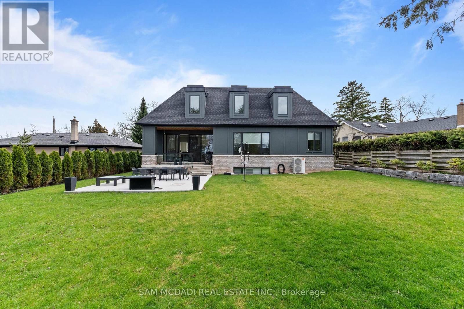 107 Vista Boulevard, Mississauga, ON - Outdoor With Deck Patio Veranda