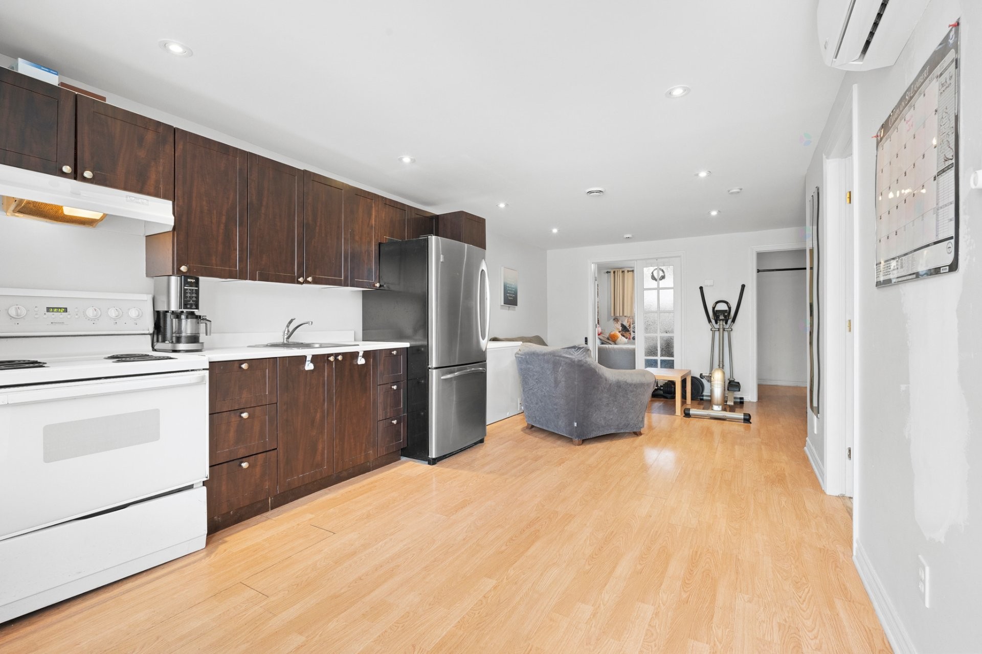 Cuisine - 1022 Mtée Masson, Laval (Saint-Vincent-De-Paul), QC - Indoor Photo Showing Kitchen