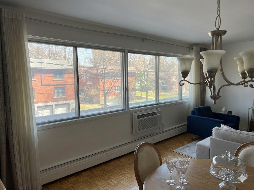 Vue - 204-5150 Av. Macdonald, Côte-Saint-Luc, QC - Indoor