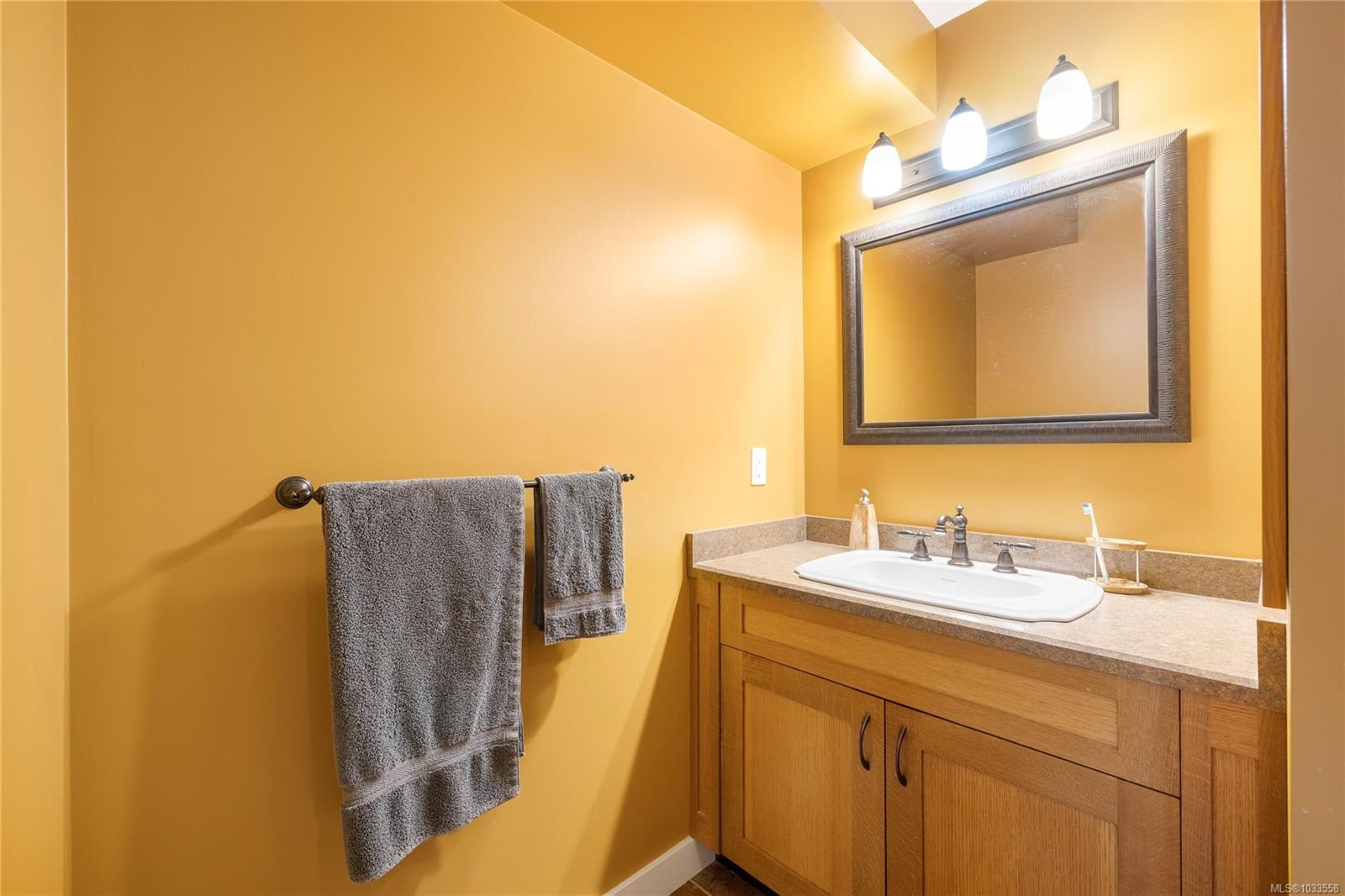 1158 Kathleen Dr, Duncan, BC